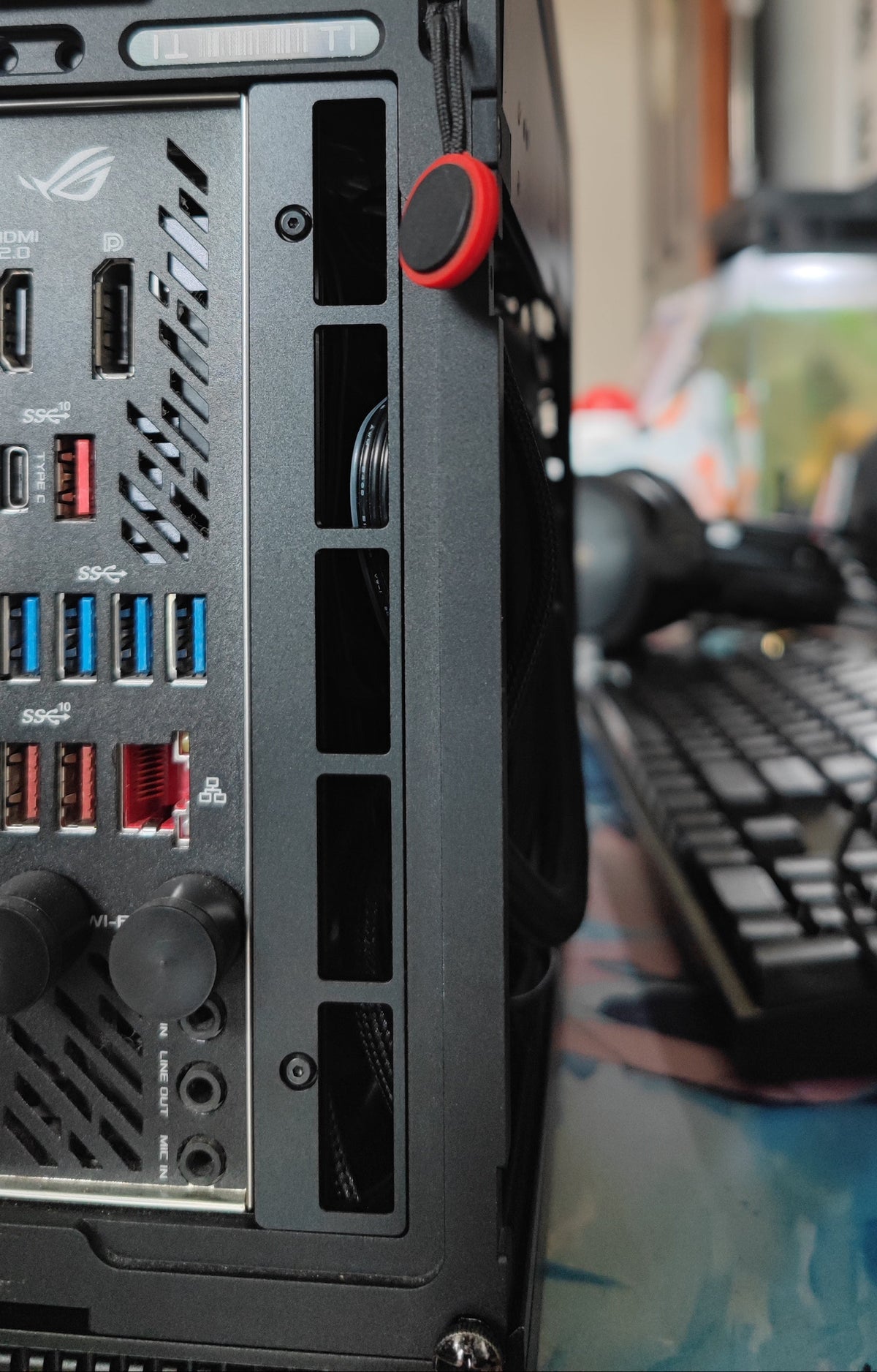 Formd T1 Motherboard Side Bracket
