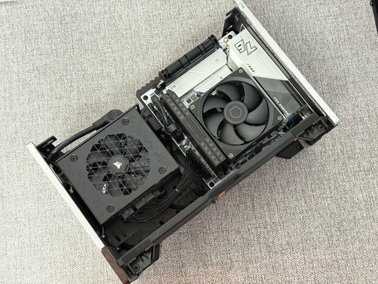 FractalDesign Terra Cables