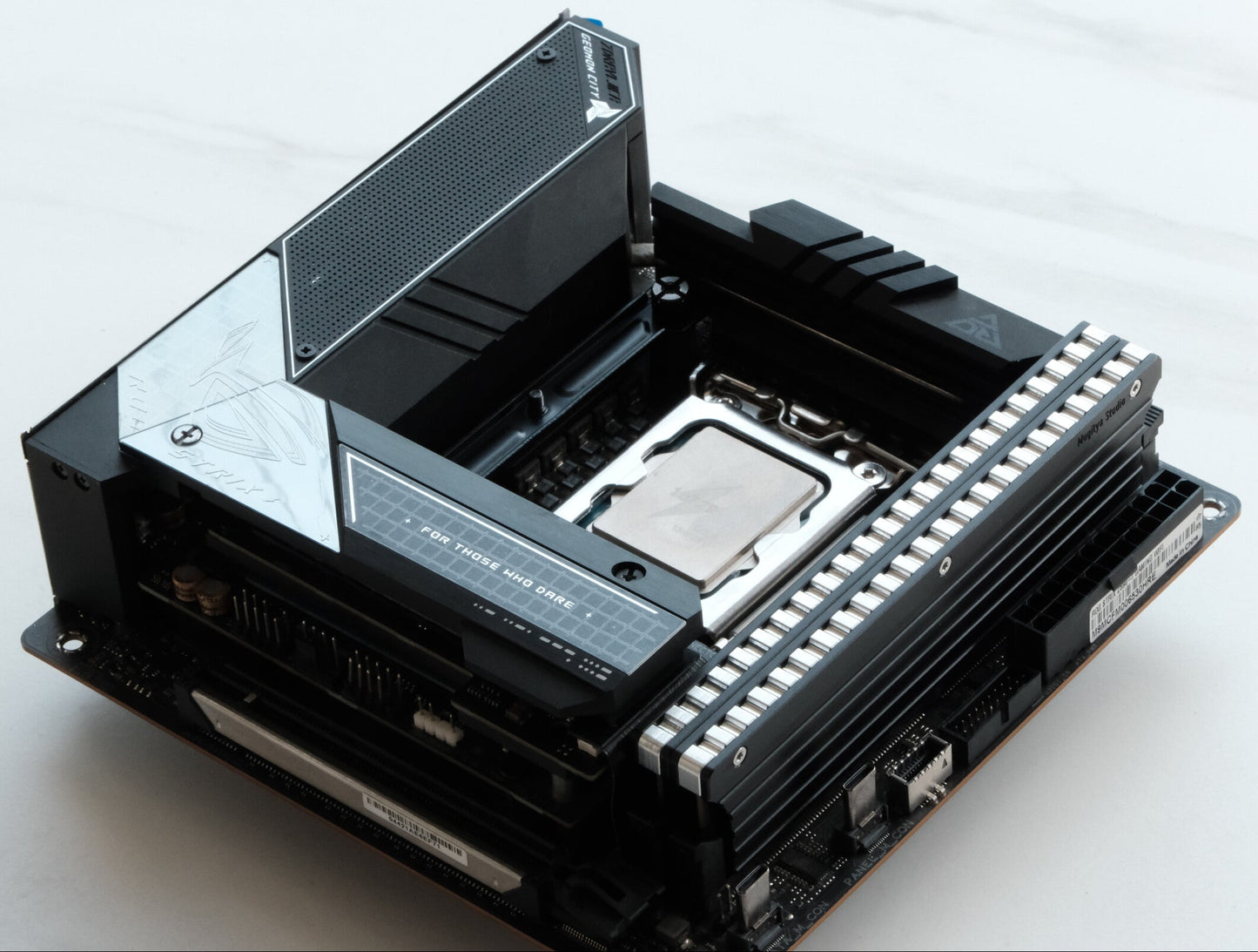 Mugitya Aluminum Alloy RAM Heatsink Shell