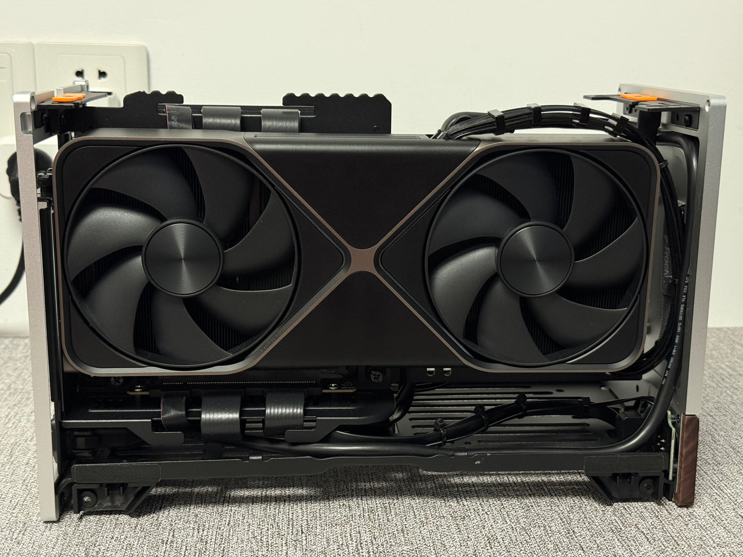 FractalDesign Terra Cables