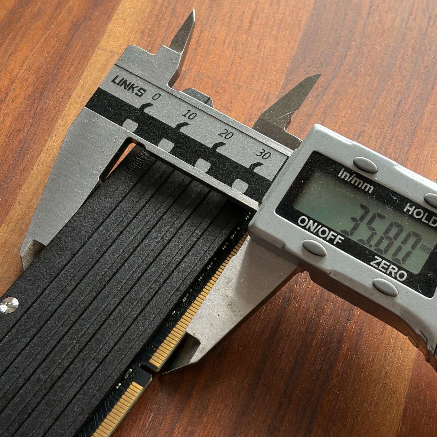 Mugitya Aluminum Alloy RAM Heatsink Shell