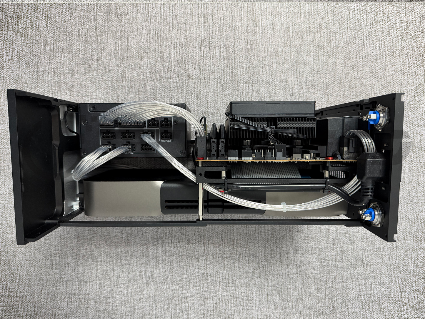 Formd & Ncase T1 Corsair Type5 Cables